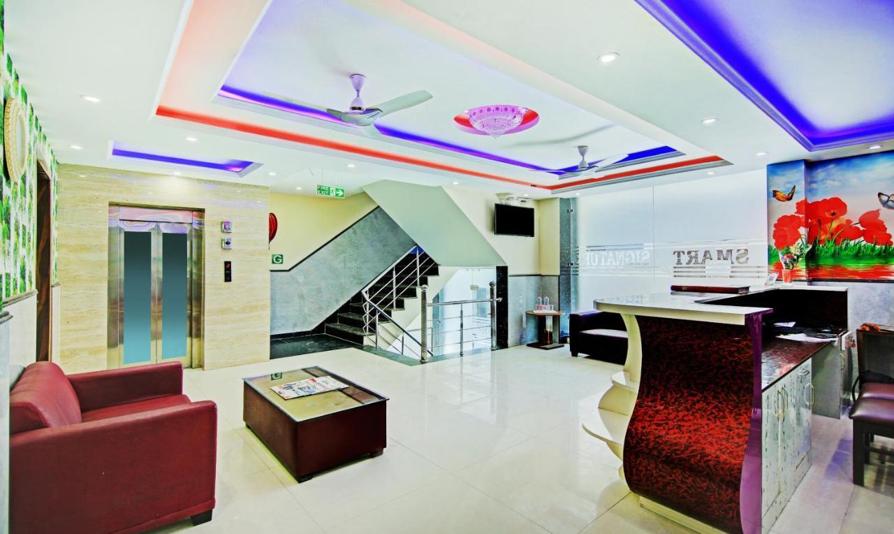 Treebo Trend Smart Signature New Delhi Buitenkant foto