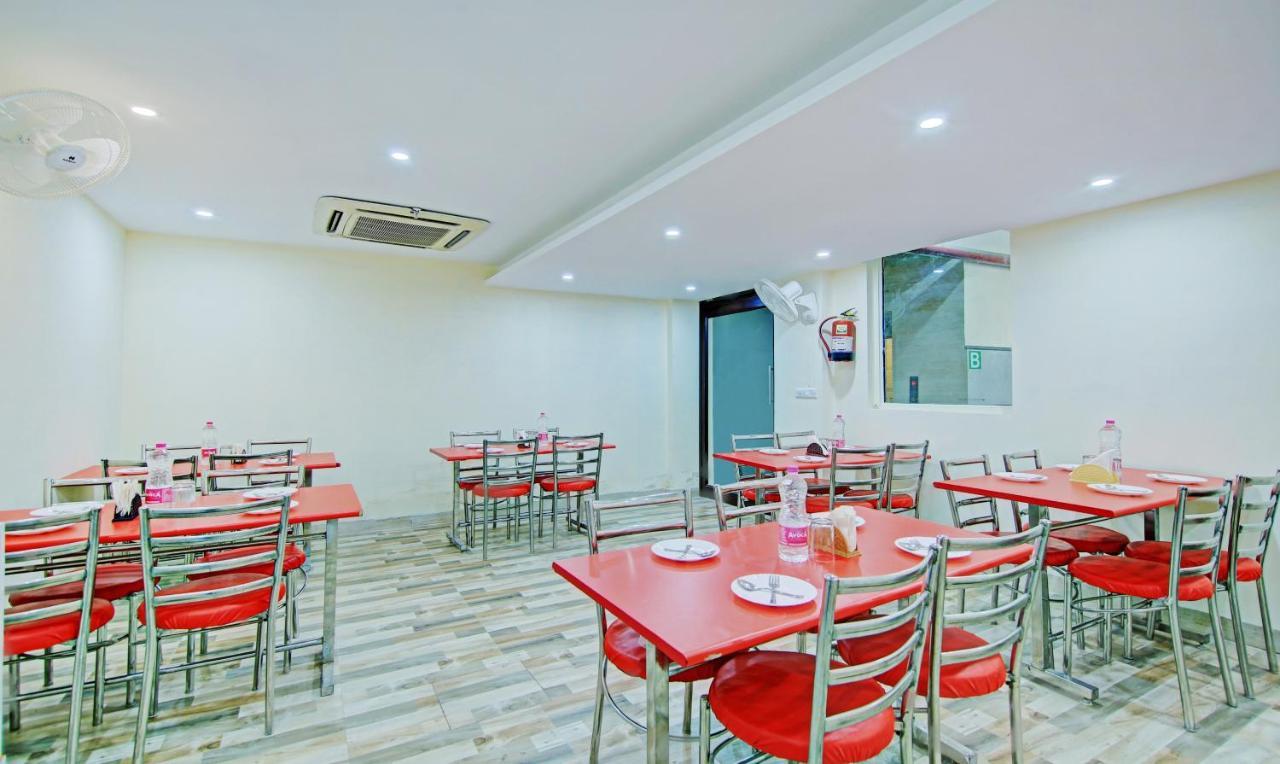 Treebo Trend Smart Signature New Delhi Buitenkant foto